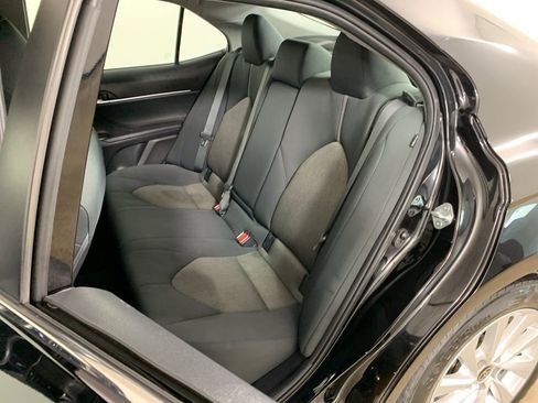 Used 2023 Toyota Camry LE w/ Convenience Package image 31