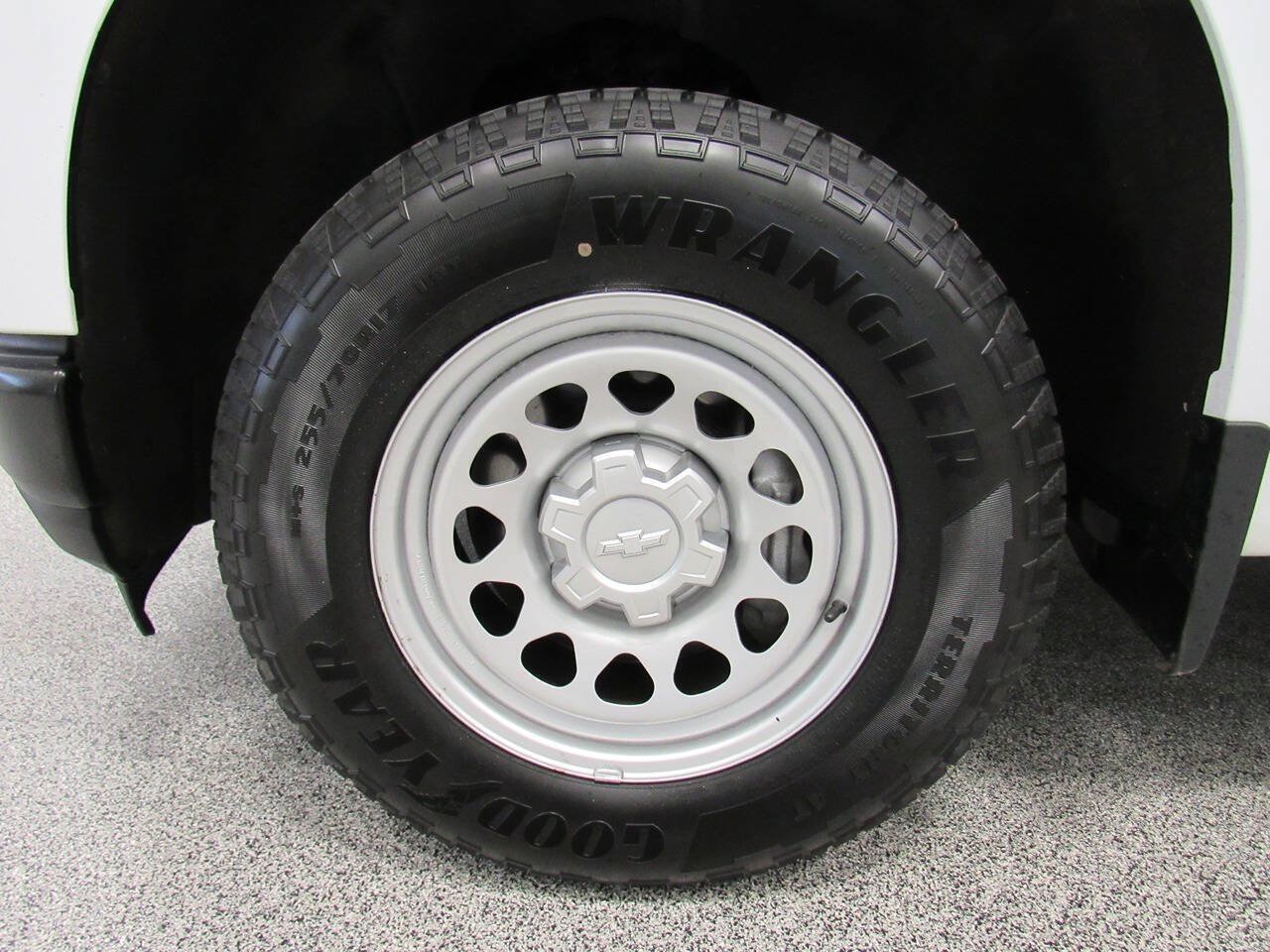 Used 2021 Chevrolet Silverado 1500 W/T w/ WT Fleet Convenience Package AWD/4WD image 10