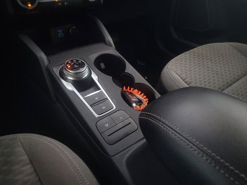 Used 2021 Ford Escape SE w/ SE Sport Appearance Package FWD image 26
