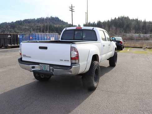 Used 2015 Toyota Tacoma 4x4 Double Cab image 5