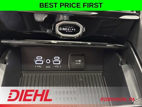New 2026 Jeep Grand Cherokee Altitude AWD/4WD image 27