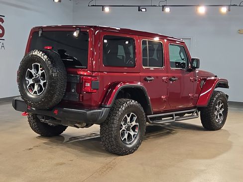 Used 2021 Jeep Wrangler Unlimited Rubicon AWD/4WD image 7