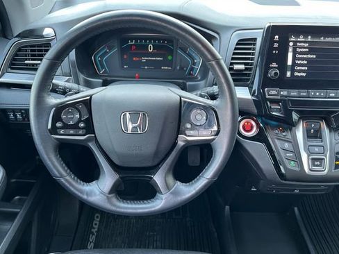 Used 2023 Honda Odyssey Elite image 15