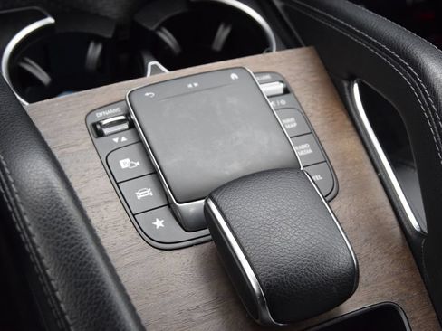 Used 2021 Mercedes-Benz GLE 350 image 32
