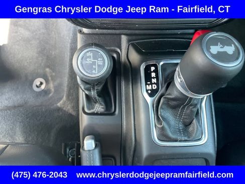 Used 2024 Jeep Wrangler Unlimited Sahara w/ Safety Group AWD/4WD image 54