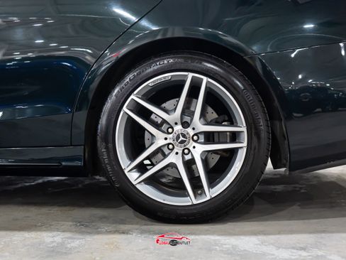 Used 2018 Mercedes-Benz S 560 4MATIC Sedan image 12