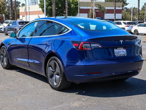 Used 2018 Tesla Model 3 RWD image 9