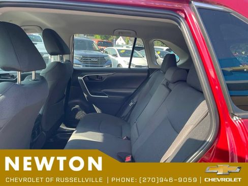 Used 2023 Toyota RAV4 LE FWD image 10