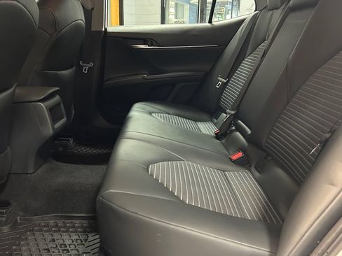 Used 2024 Toyota Camry SE FWD image 18