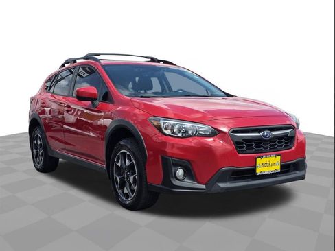 Used 2020 Subaru Crosstrek 2.0i Premium w/ Moonroof Package 1 image 3
