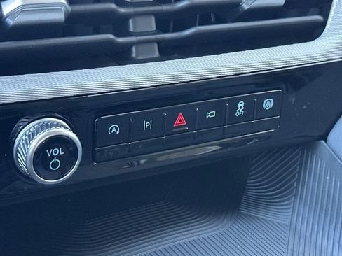 New 2026 Ford Explorer Active image 18