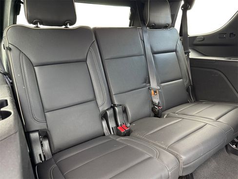 Used 2024 Chevrolet Tahoe Premier image 15