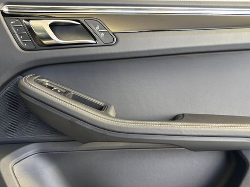 New 2026 Porsche Macan S image 20