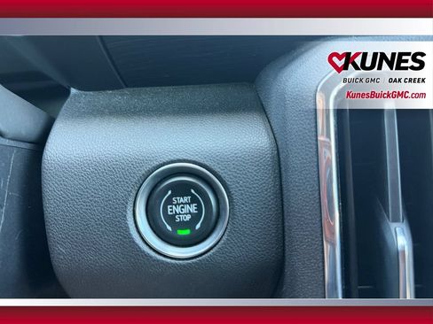 Used 2024 GMC Acadia Elevation AWD/4WD image 22