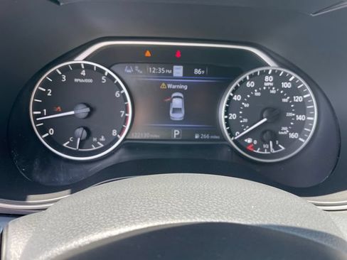 Used 2021 Nissan Maxima SR w/ Sport Mat Group FWD image 17