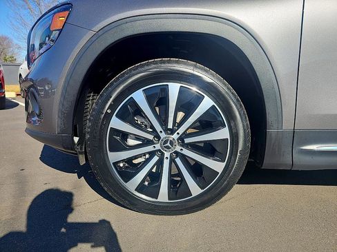 Used 2023 Mercedes-Benz GLB 250 GLB 250 image 9