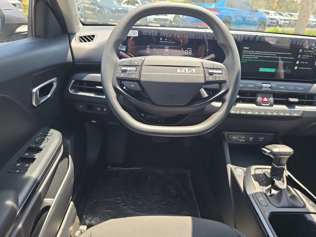 New 2026 Kia K4 FWD image 13