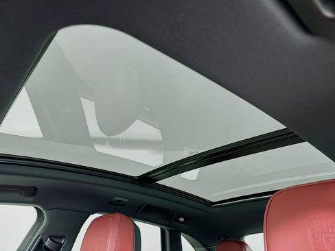 New 2026 Porsche Macan S image 25