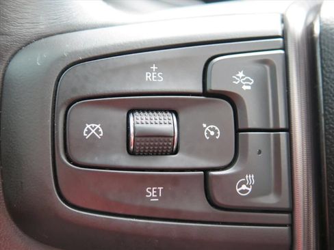 Used 2023 GMC Yukon Denali Ultimate AWD/4WD image 19