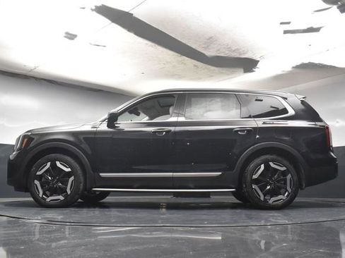 New 2025 Kia Telluride S FWD image 36