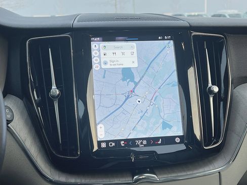 Certified 2023 Volvo XC60 B5 Plus w/ Climate Package image 20