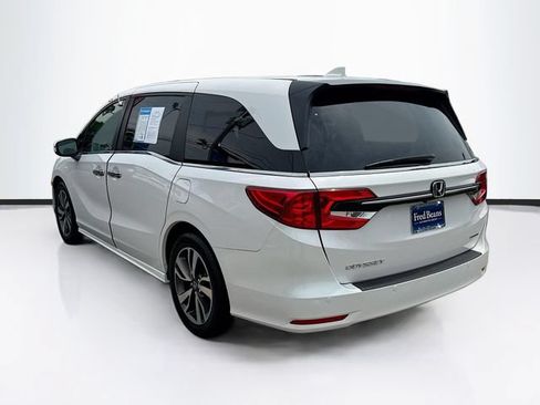 Certified 2024 Honda Odyssey Touring image 6