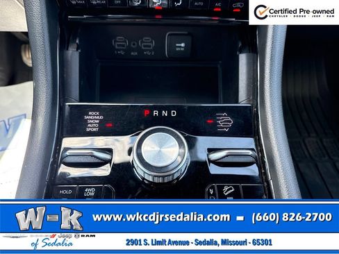 Certified 2023 Jeep Grand Cherokee L Overland w/ Luxury Tech Group IV AWD/4WD image 44