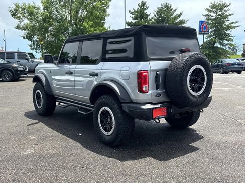 Used 2021 Ford Bronco Black Diamond w/ Sasquatch Package AWD/4WD image 7