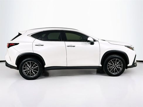 Used 2023 Lexus NX 250 FWD image 6