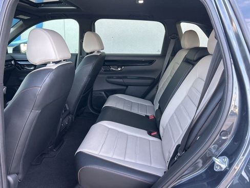 Used 2025 Honda CR-V Sport Touring image 9