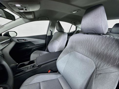 Used 2026 Toyota Camry LE FWD image 3
