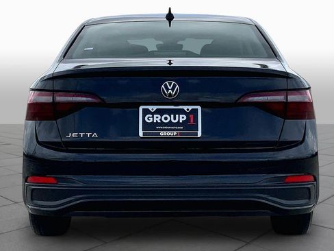 Used 2024 Volkswagen Jetta S image 4