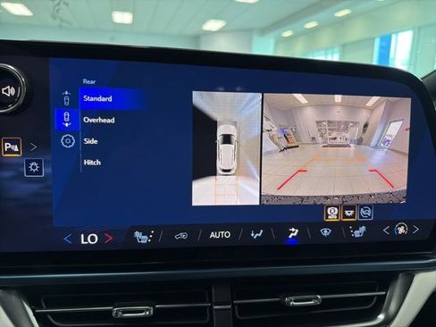 New 2026 Chevrolet Equinox EV LT image 21