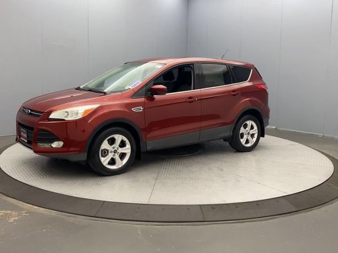 Used 2015 Ford Escape SE AWD/4WD image 9