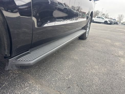 Used 2025 Ford Expedition Max Active image 31