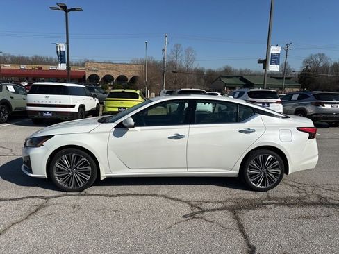 Used 2023 Nissan Altima 2.5 SL image 7