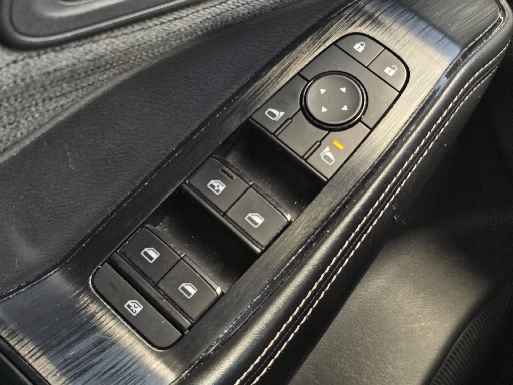 Used 2021 Nissan Rogue S FWD image 23