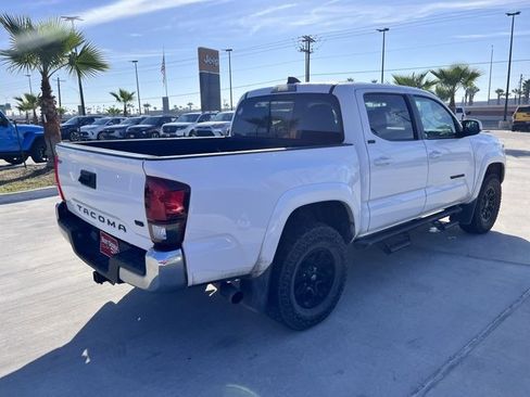 Used 2022 Toyota Tacoma SR5 image 4
