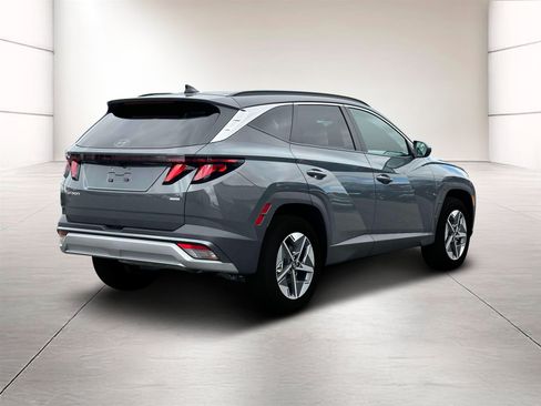 Certified 2026 Hyundai Tucson SEL Plus AWD/4WD image 7
