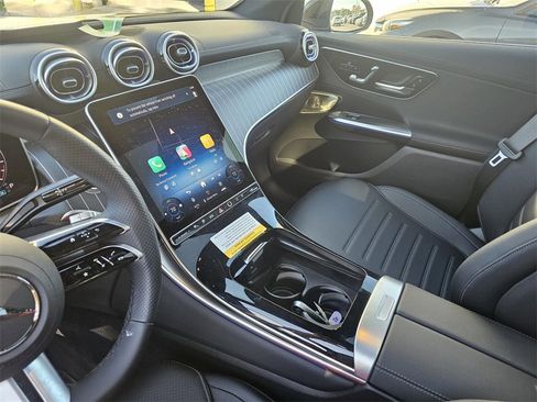 Certified 2025 Mercedes-Benz GLC 350e 4MATIC image 21