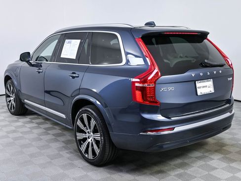 Certified 2025 Volvo XC90 T8 Ultra w/ Protection Package Premier AWD/4WD image 4