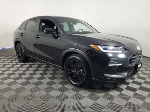 Certified 2026 Honda HR-V Sport image 2