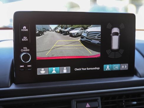 Used 2025 Honda Pilot EX-L image 21