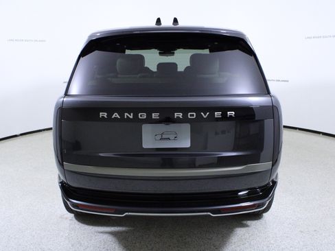 New 2026 Land Rover Range Rover Long Wheelbase SE image 6