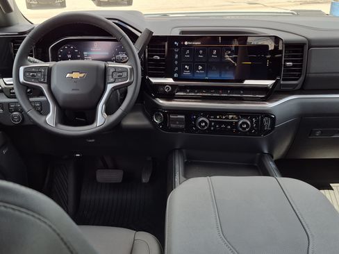 New 2026 Chevrolet Silverado 2500 LTZ w/ LTZ Plus Package AWD/4WD image 10