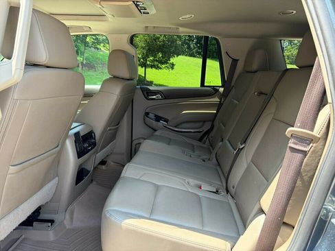 Used 2020 GMC Yukon SLT w/ Open Road Package AWD/4WD image 17