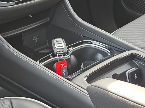 New 2026 Chrysler Pacifica Limited w/ S Appearance Package image 14