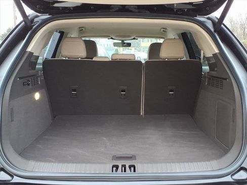 Certified 2023 Lincoln Nautilus AWD w/ Premium Package image 15