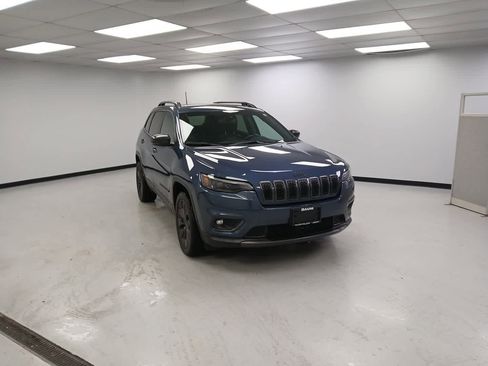 Used 2021 Jeep Cherokee Latitude Lux 80th Anniv w/ Quick Order Package 26U 80TH image 2