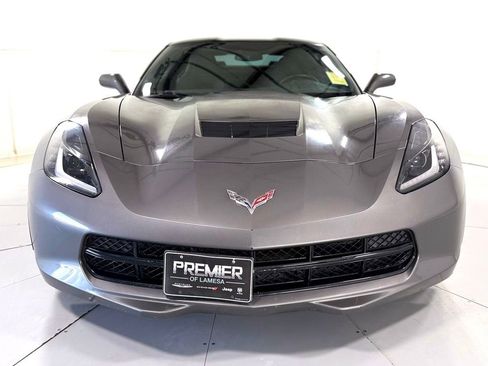 Used 2015 Chevrolet Corvette Stingray Coupe image 9